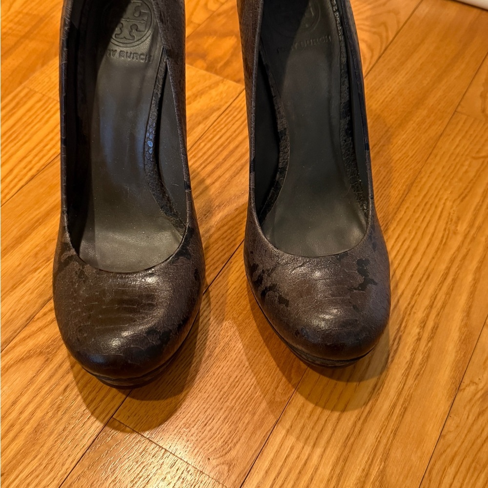 Tory Burch Snakeskin Pumps